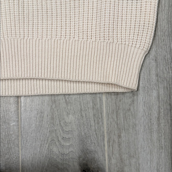 Wilfred Soft Cream Turtleneck Sweater size large NWOT - Picture 5 of 5